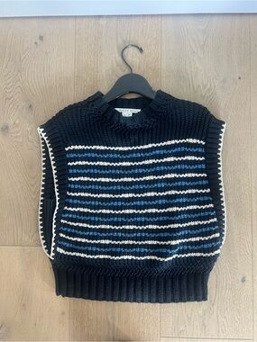 Veronica beats Black Navy Striped Knit sleeveless top